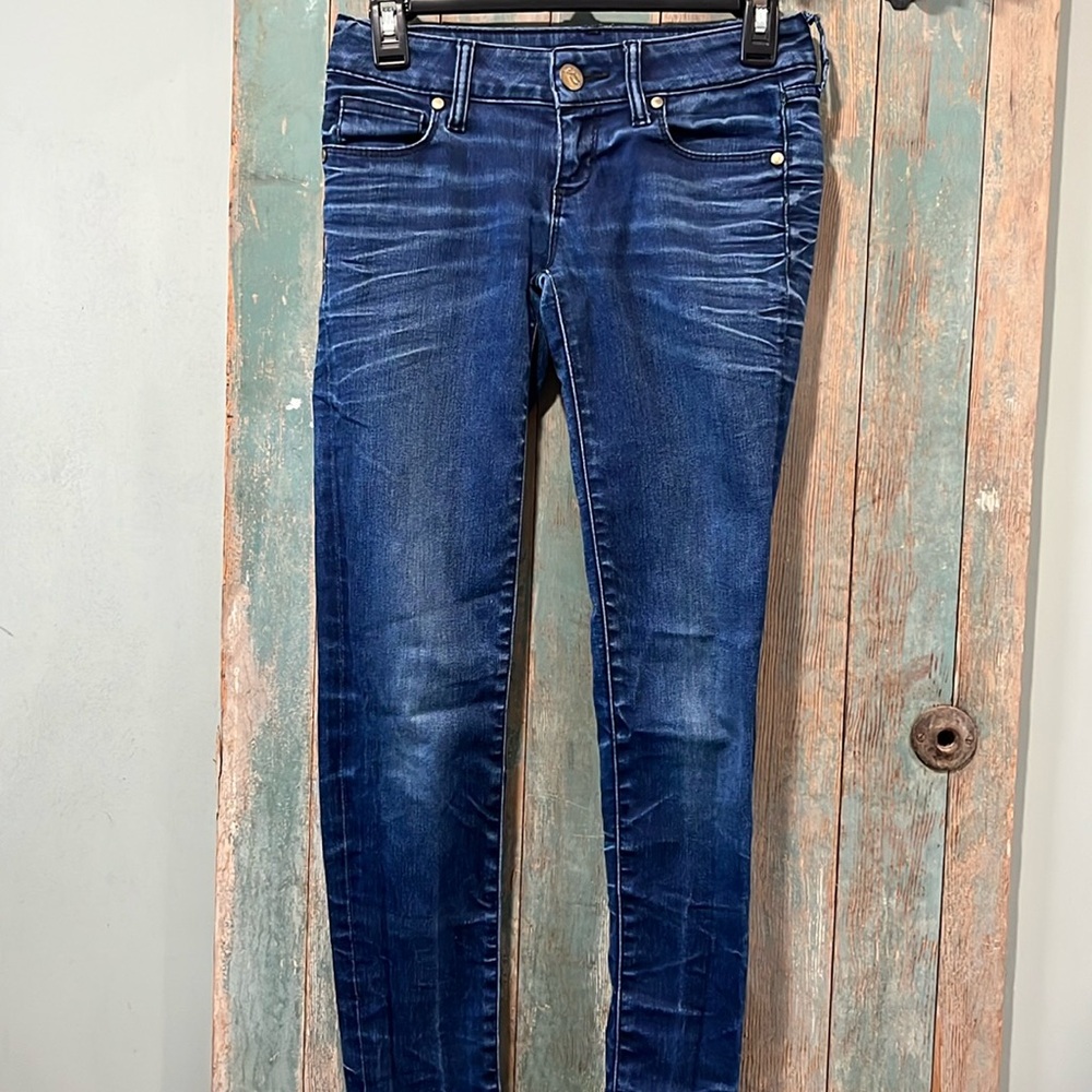 Decree women’s size 0 ultra low rise dark wash skinny jeans